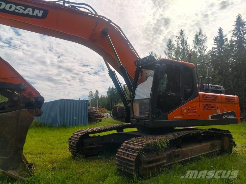 Doosan DX 300 LC Bageri guseničari