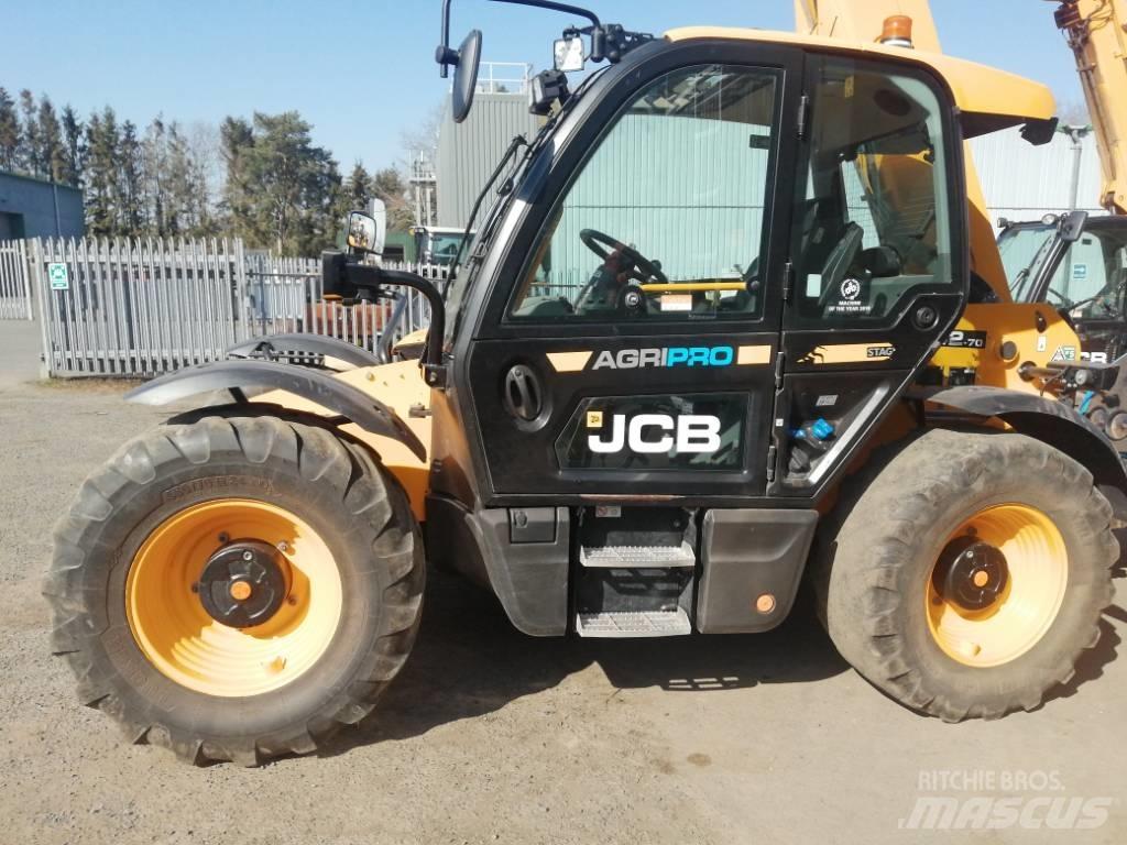 JCB 542-70 Poljoprivredni teleskopski utovarivači