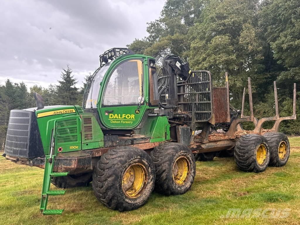 John Deere 1110 E Forvarderi