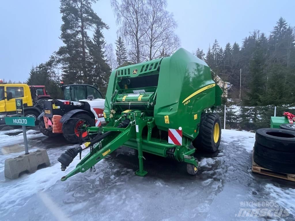 John Deere V451R Prese/balirke za rolo bale