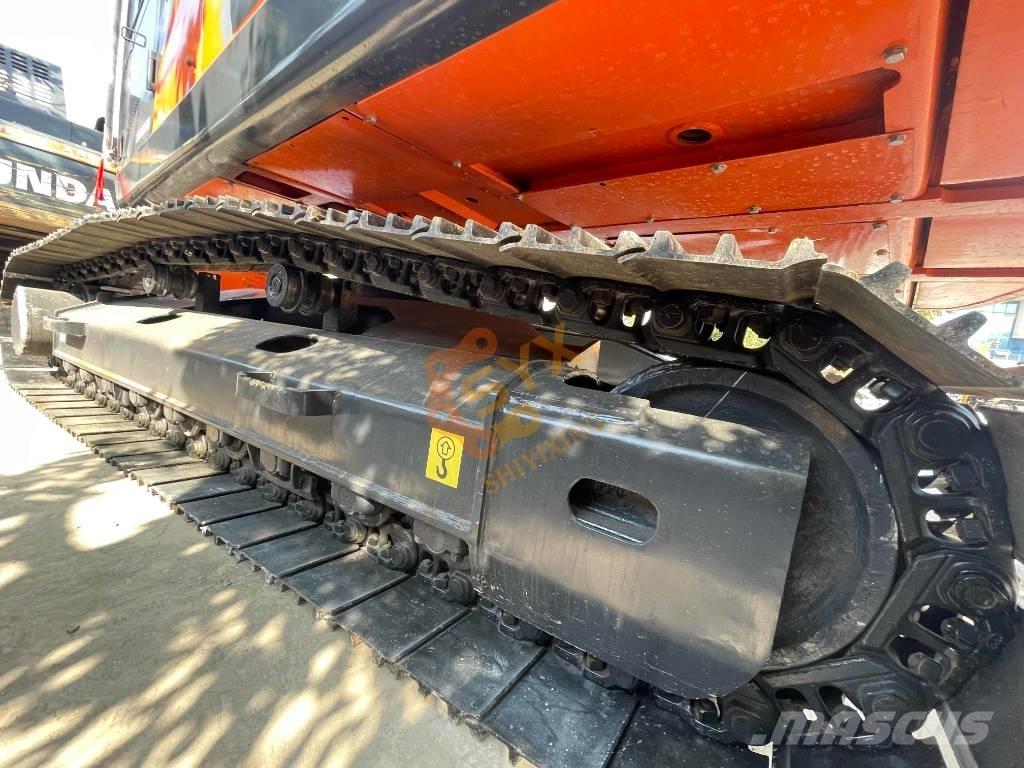 Doosan DX 225 LC Bageri guseničari