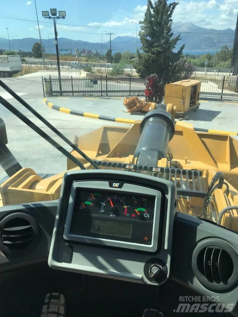 CAT 972M Utovarivači na točkove
