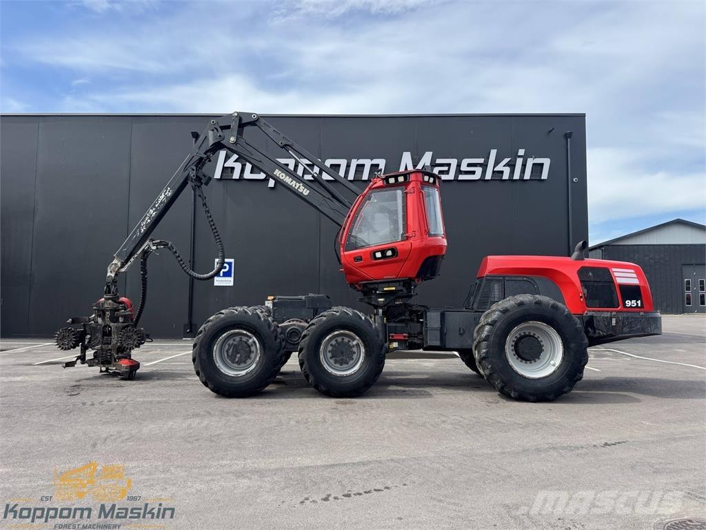 Komatsu 951 Harversteri