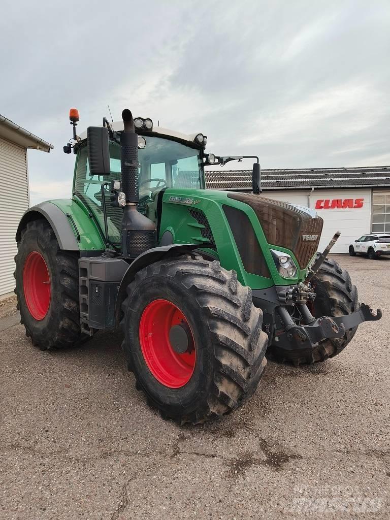 Fendt 828 Vario Traktori