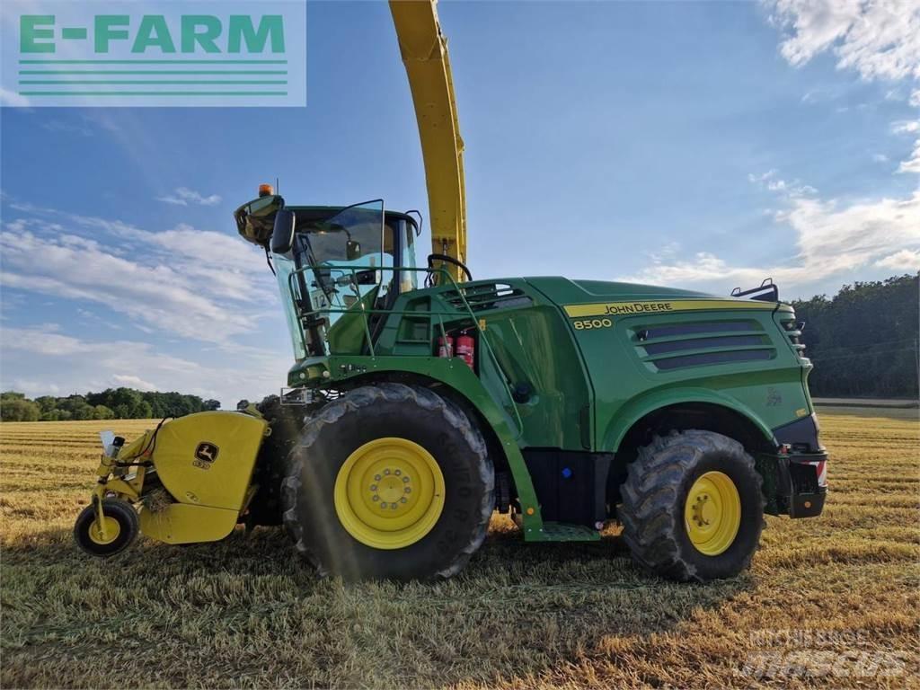 John Deere 8500 Mašine za stočnu hranu sa sopstvenim pogonom