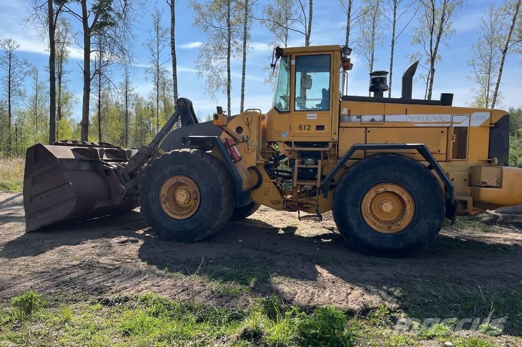 Volvo L 220 Utovarivači na točkove