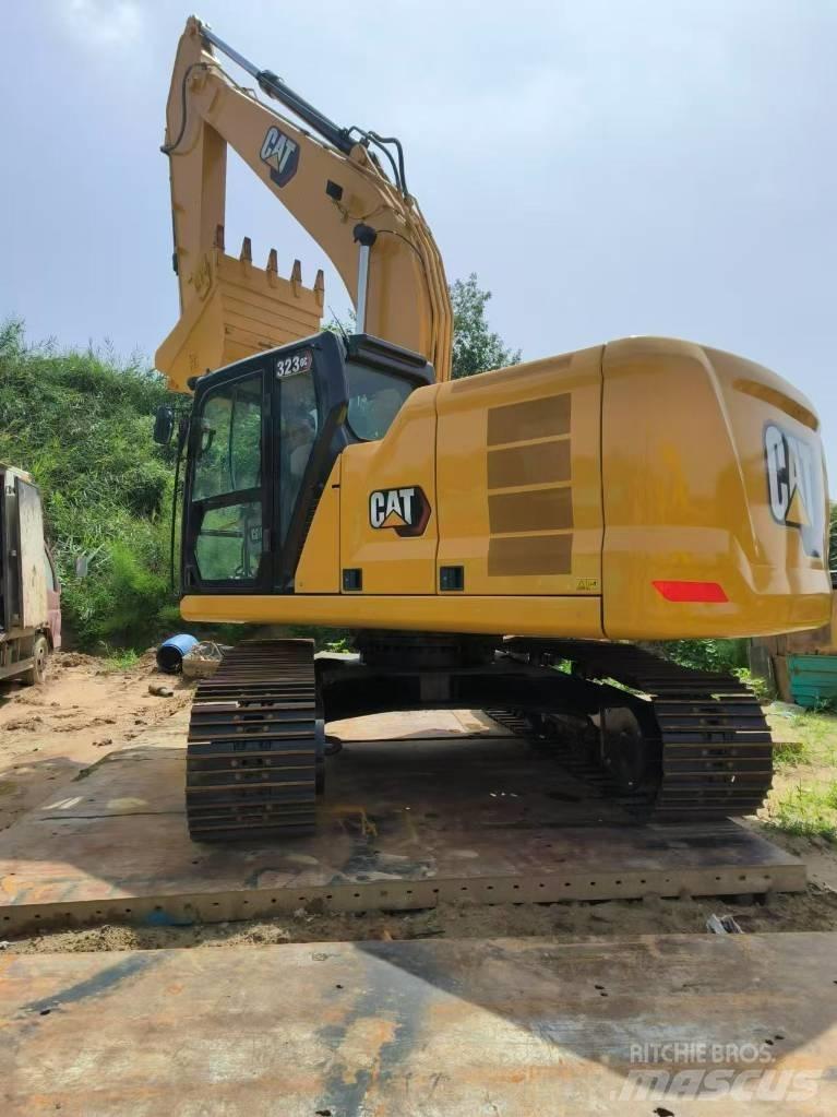CAT 323 GC Bageri guseničari