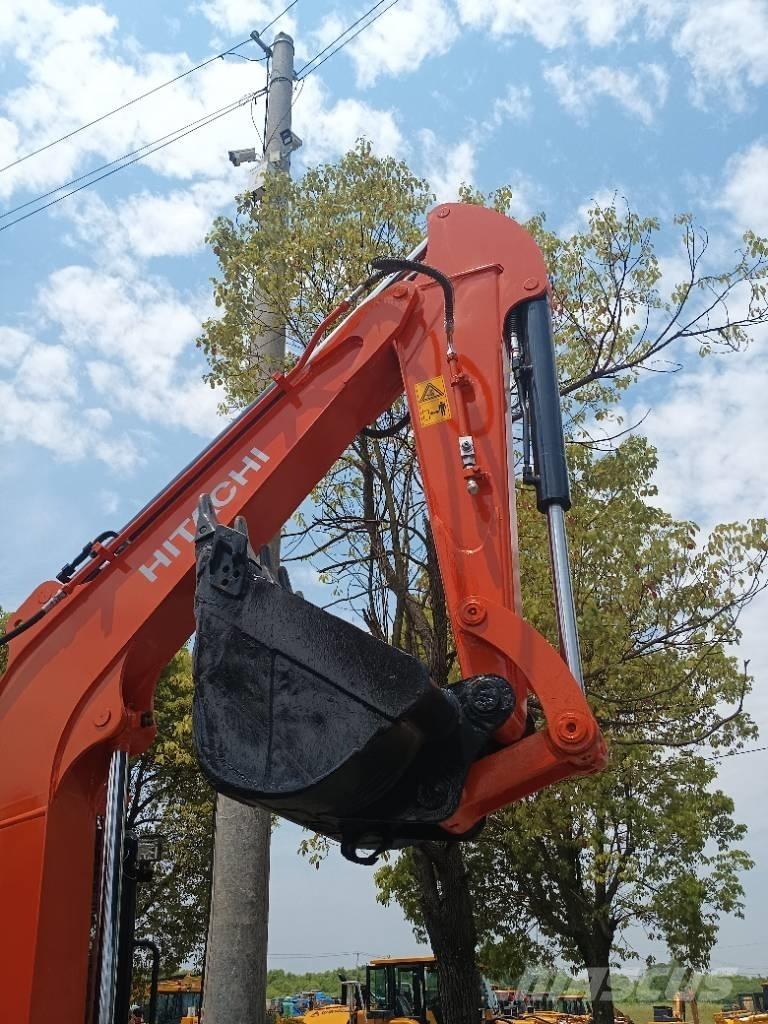 Hitachi 55 Mini bageri < 7t