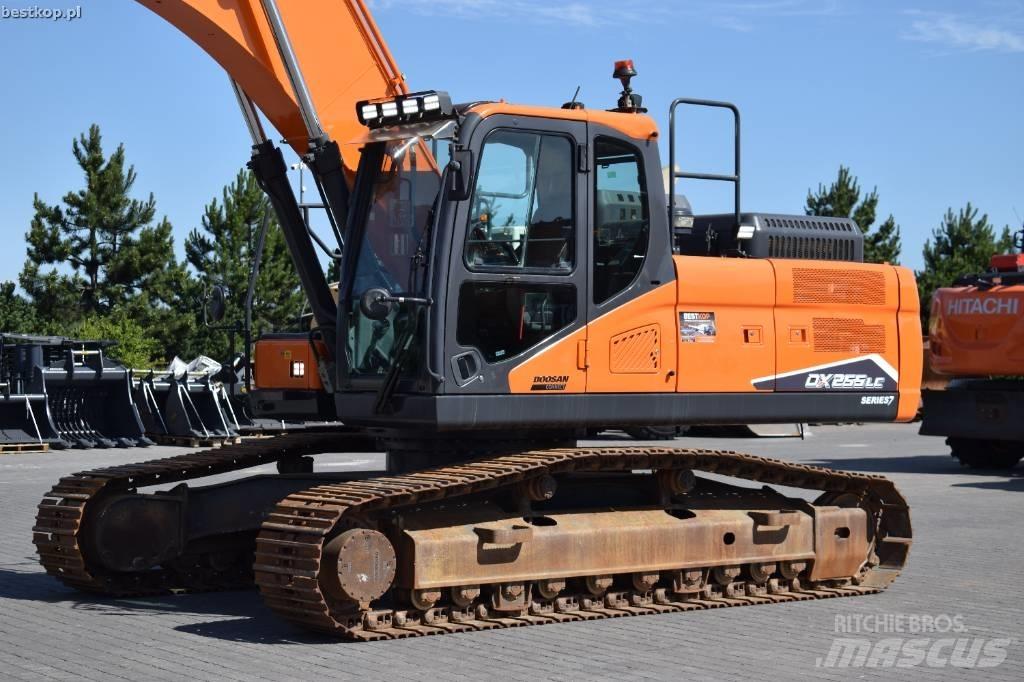 Doosan DX 255 LC-7 Bageri guseničari