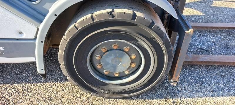 Linde H 45 D Dizelski viljuškari