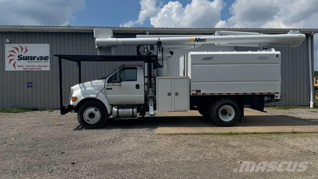 Altec LR V 56 Auto korpe