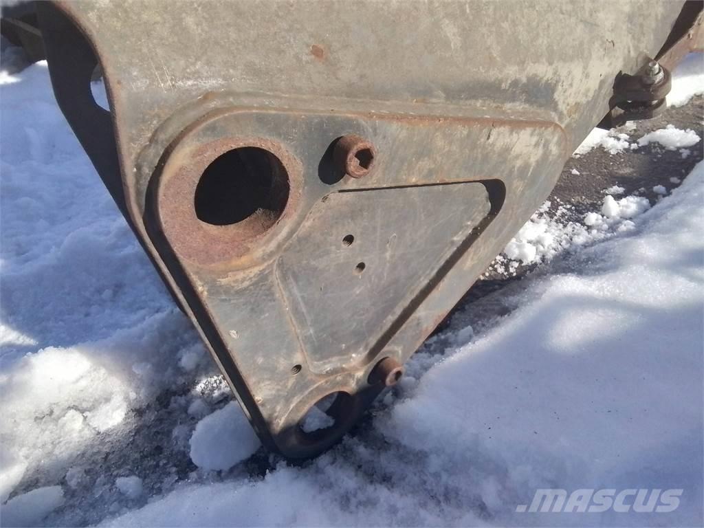 Ponsse K70+ Kranovi za debla