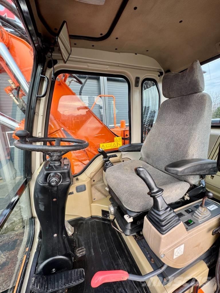 Doosan SOLAR 140W-V Bageri točkaši