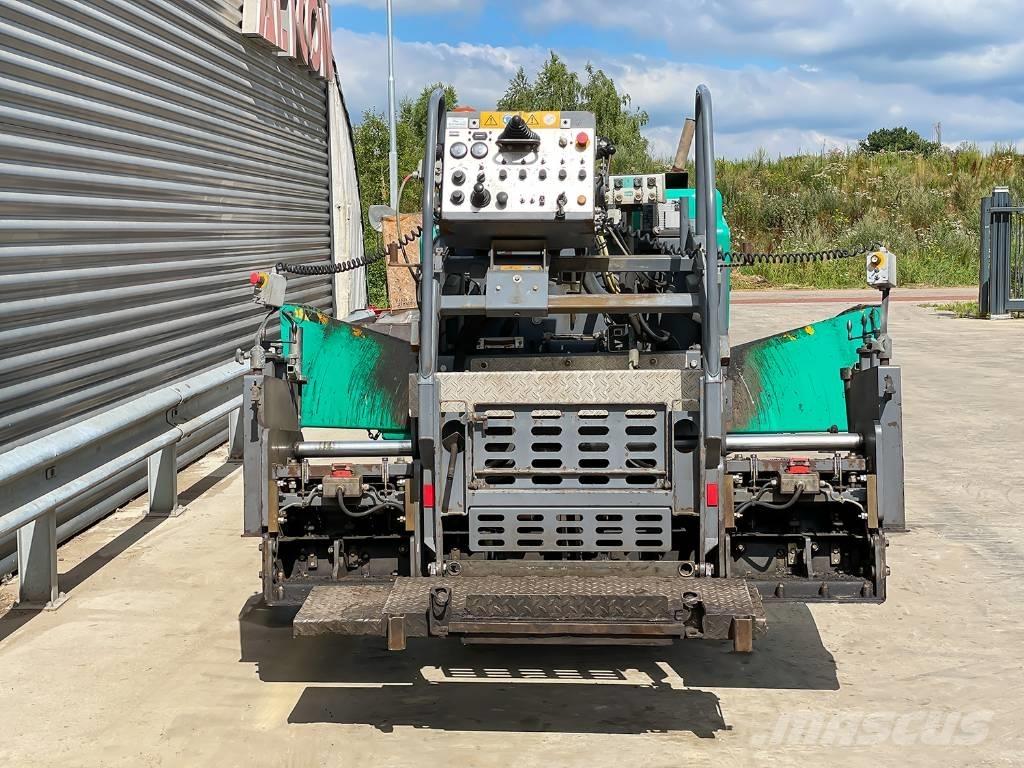 Vögele SUPER 800 Asfaltni finišeri