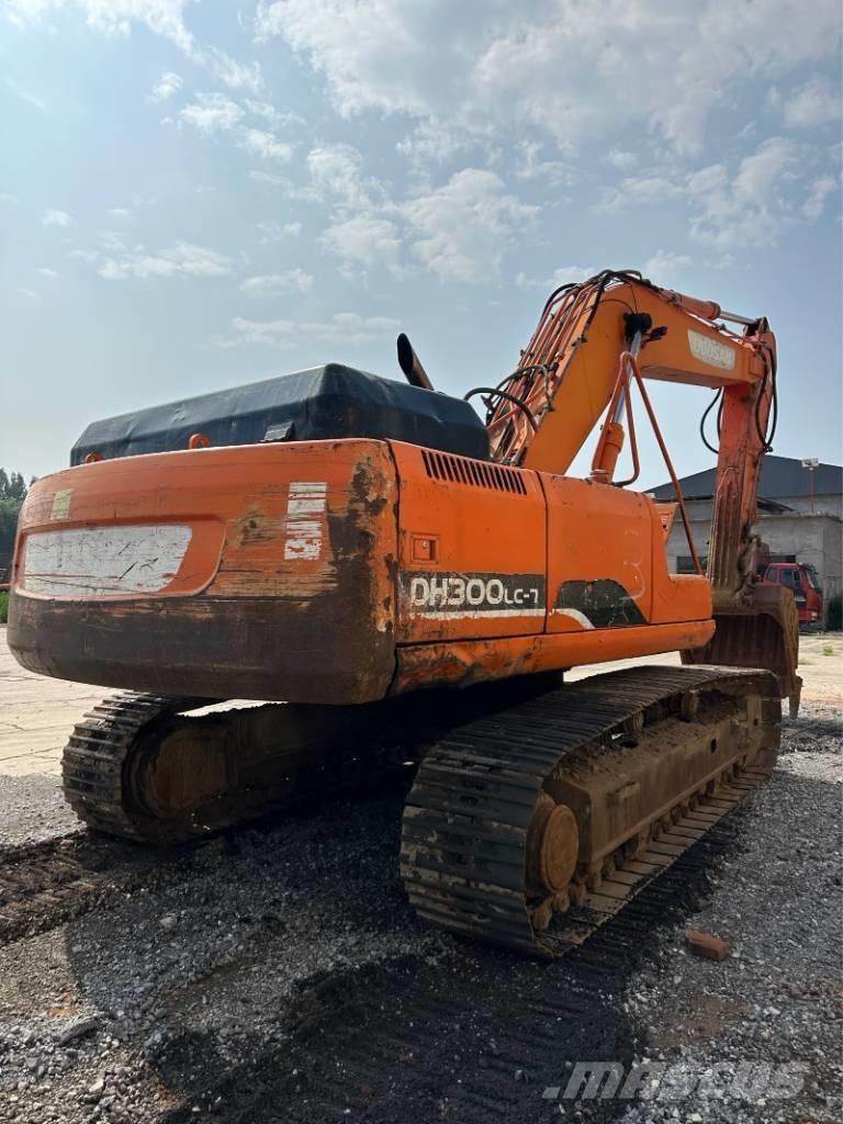 Doosan DH300 Bageri guseničari
