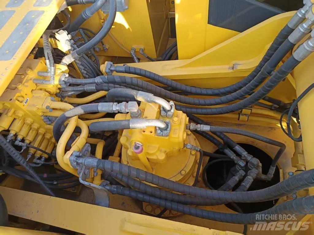 Komatsu PC360 Bageri guseničari
