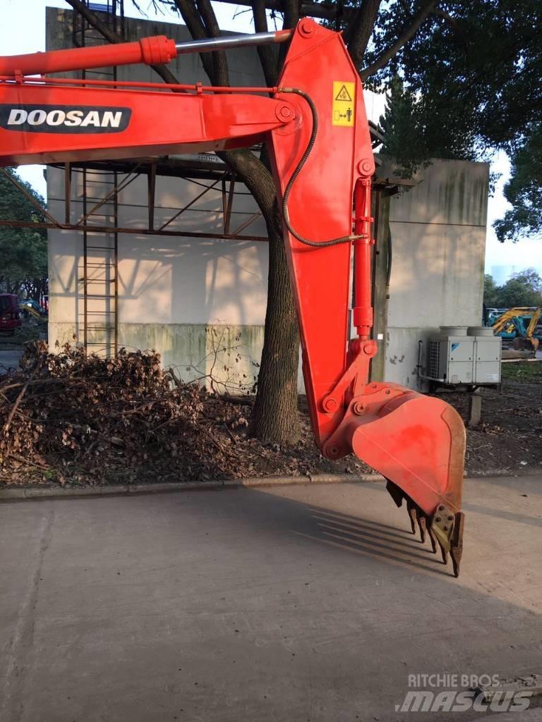 Doosan DH 150 W-7 Bageri točkaši