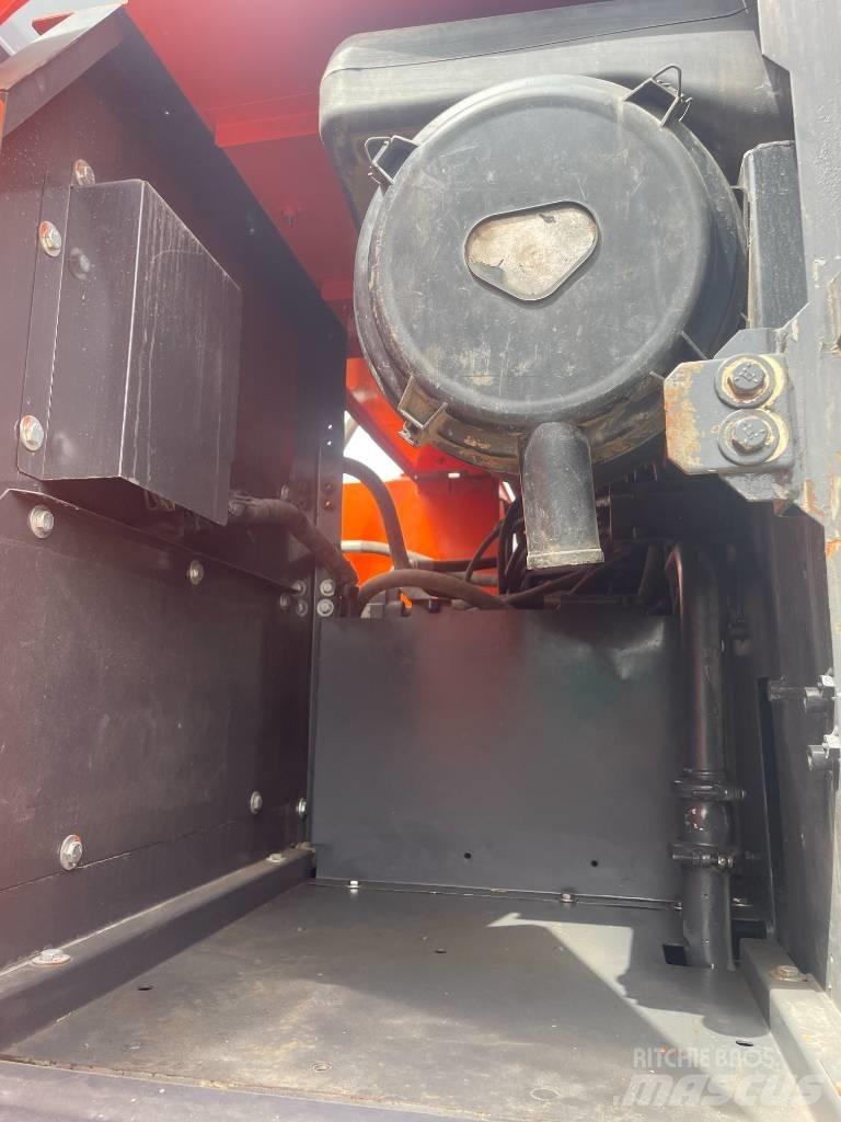 Hitachi ZX 240 Bageri guseničari