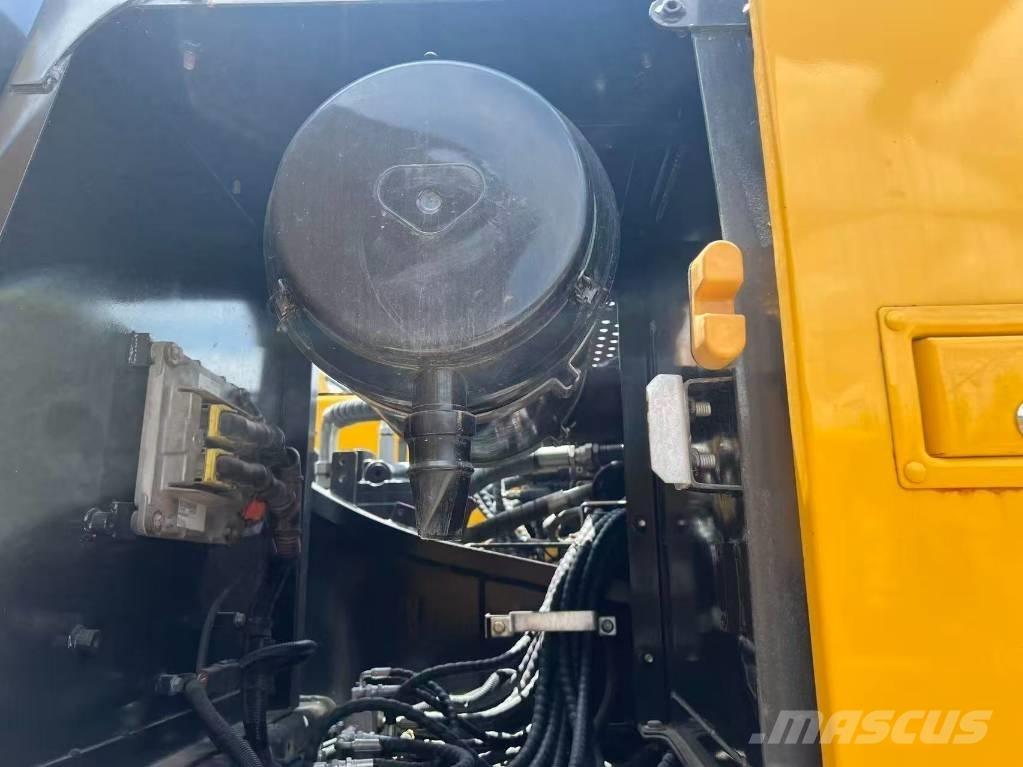Volvo EC 290 Bageri guseničari