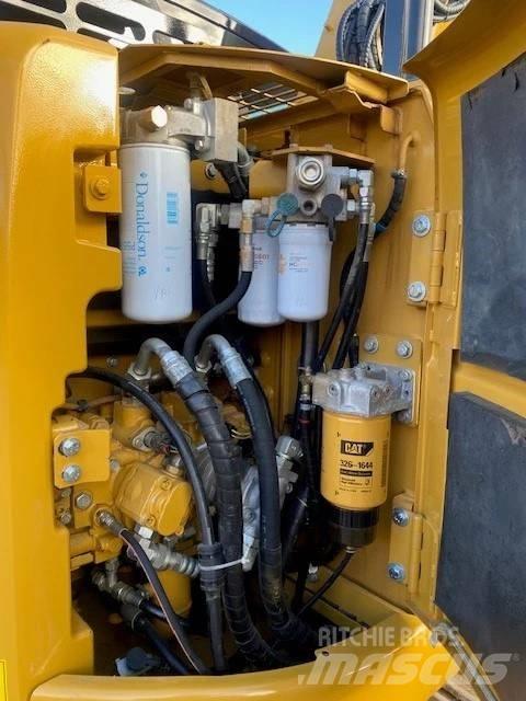 CAT 313 Bageri guseničari