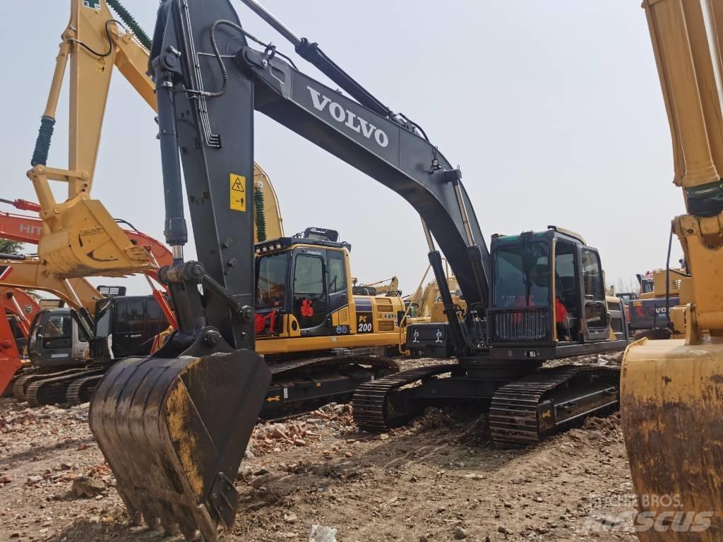 Volvo EC 240 Bageri guseničari