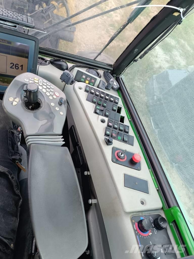 John Deere 770 D Harversteri