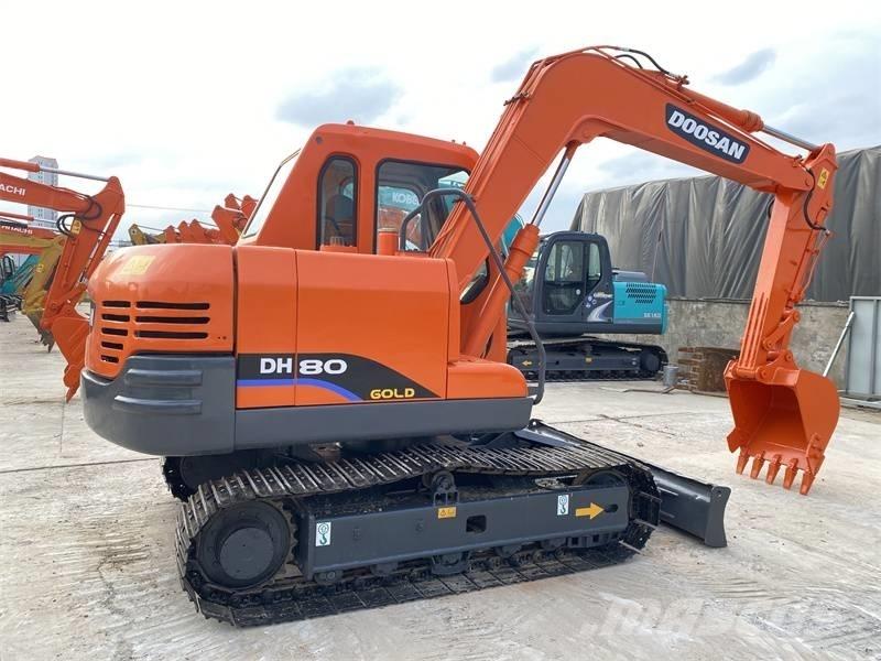 Doosan DH 80 Mini bageri < 7t