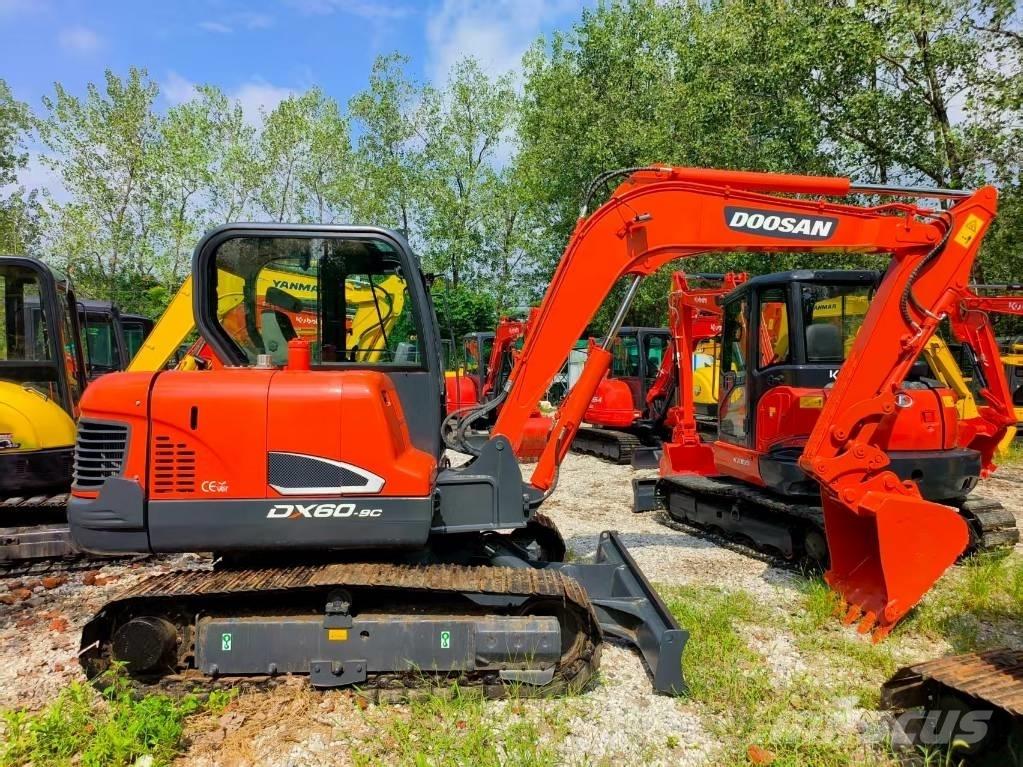 Doosan DX 60 Bageri guseničari