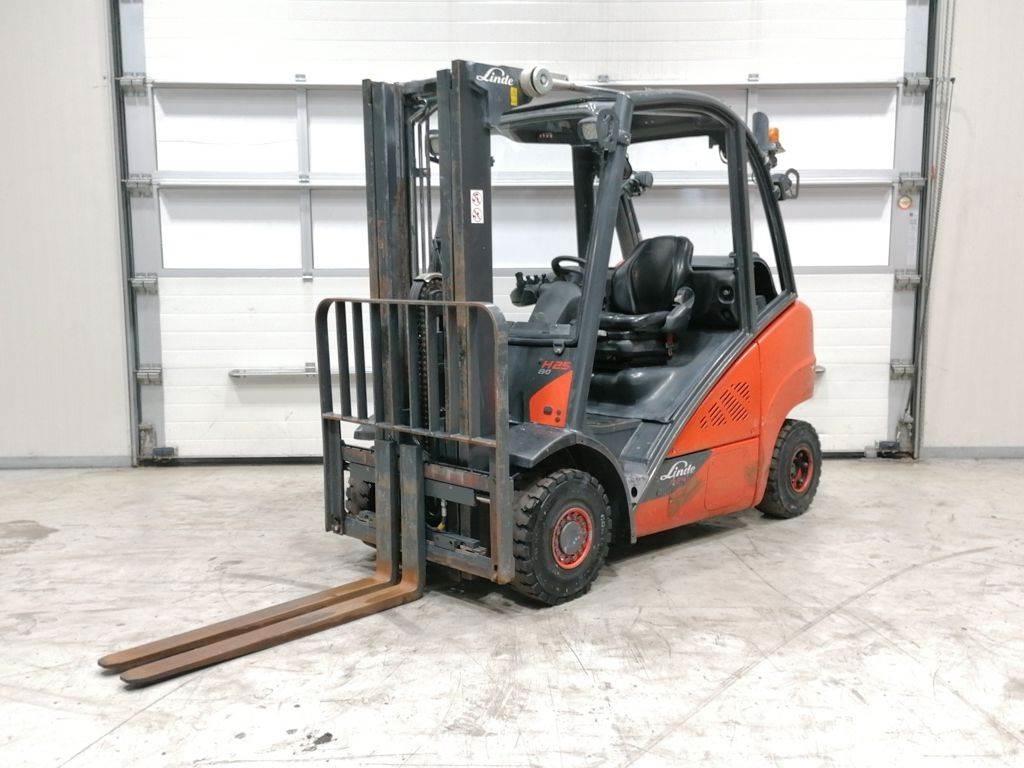 Linde H25T-01 Plinski viljuškari
