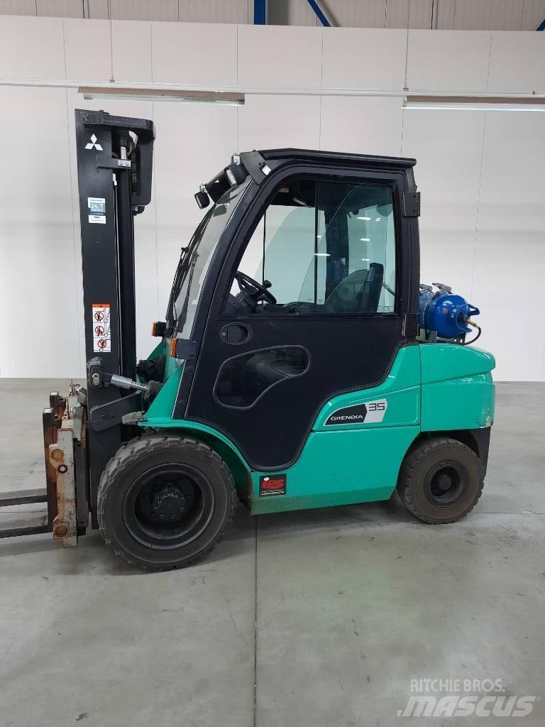Mitsubishi FG35NT Plinski viljuškari