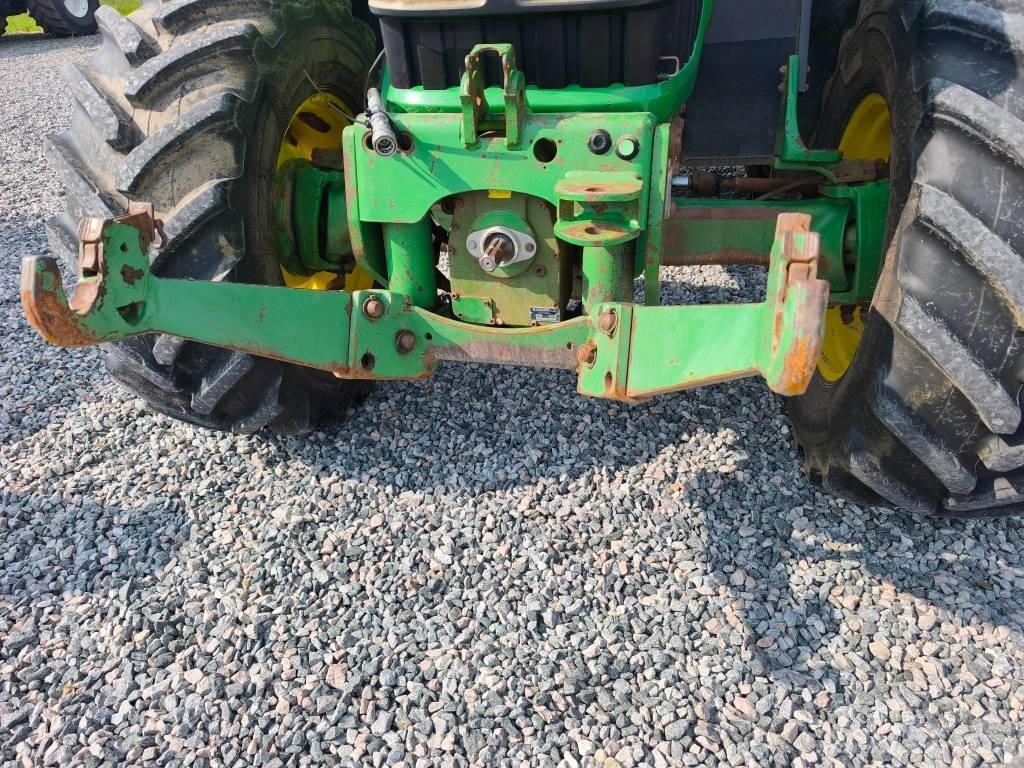 John Deere 6920 Traktori
