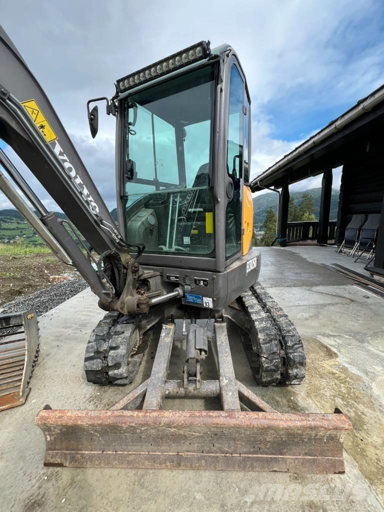 Volvo ECR25D Mini bageri < 7t