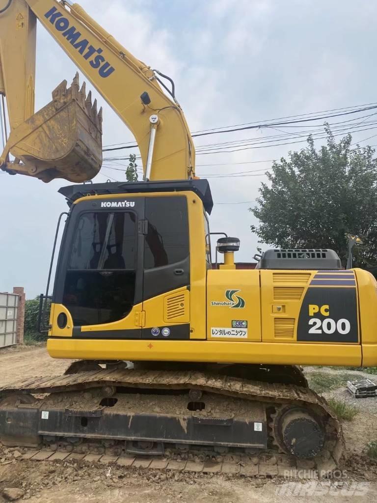 Komatsu PC 200-8 Bageri guseničari