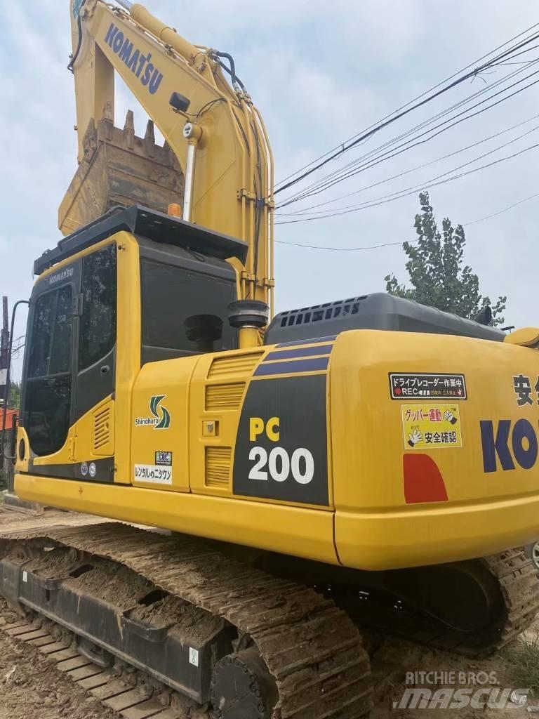 Komatsu PC 200-8 Bageri guseničari