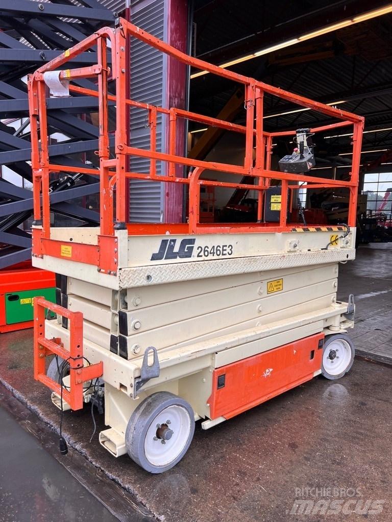 JLG 2646 E 3 Makazaste platforme