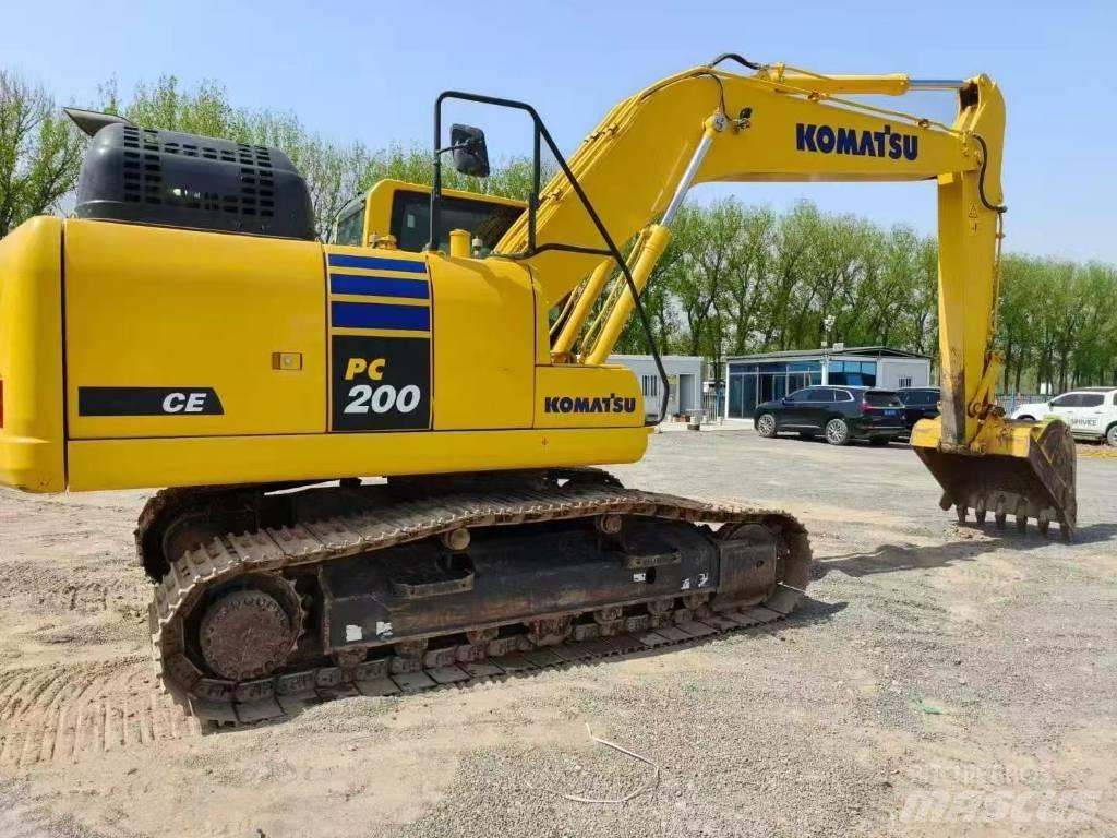 Komatsu PC 200-11 Bageri guseničari