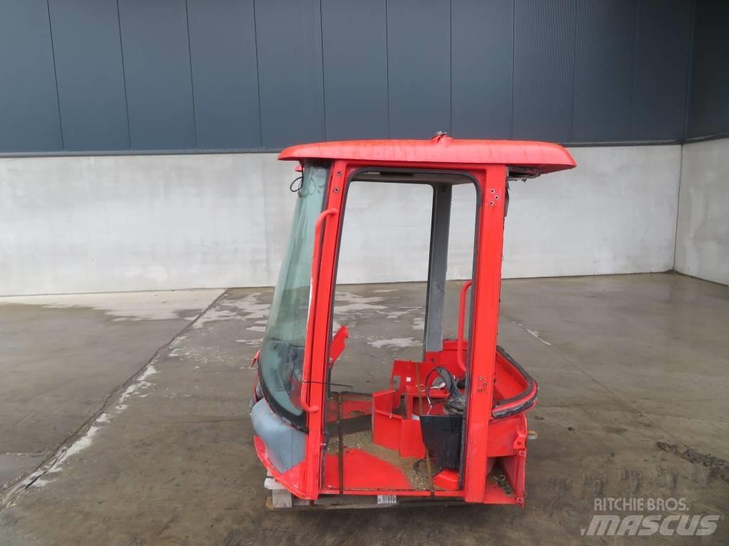 Volvo L 30 B / L 35 Kabine i unutrašnjost