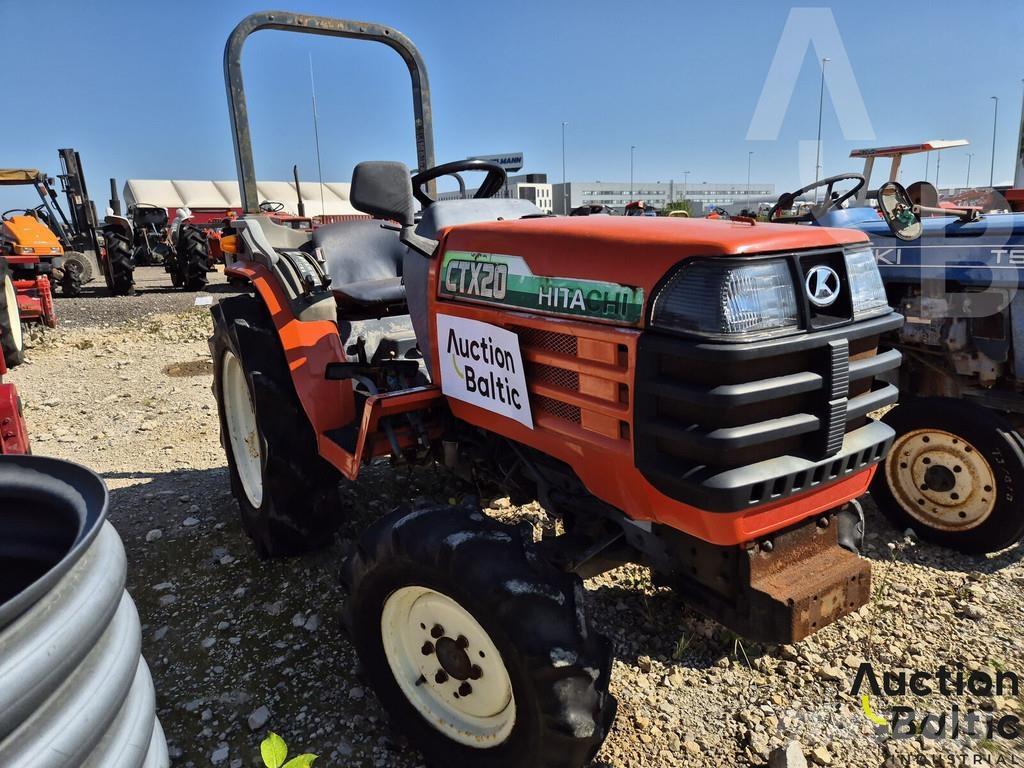 Hitachi CTX20 Traktori