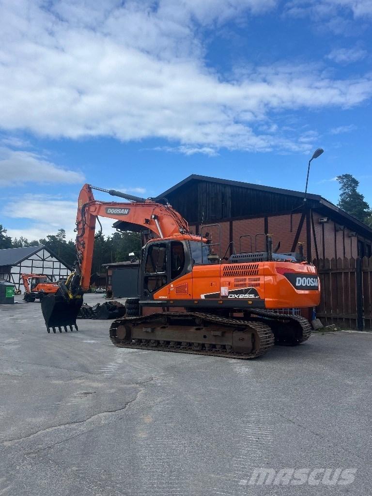 Doosan DX 255 LC-5 Bageri guseničari