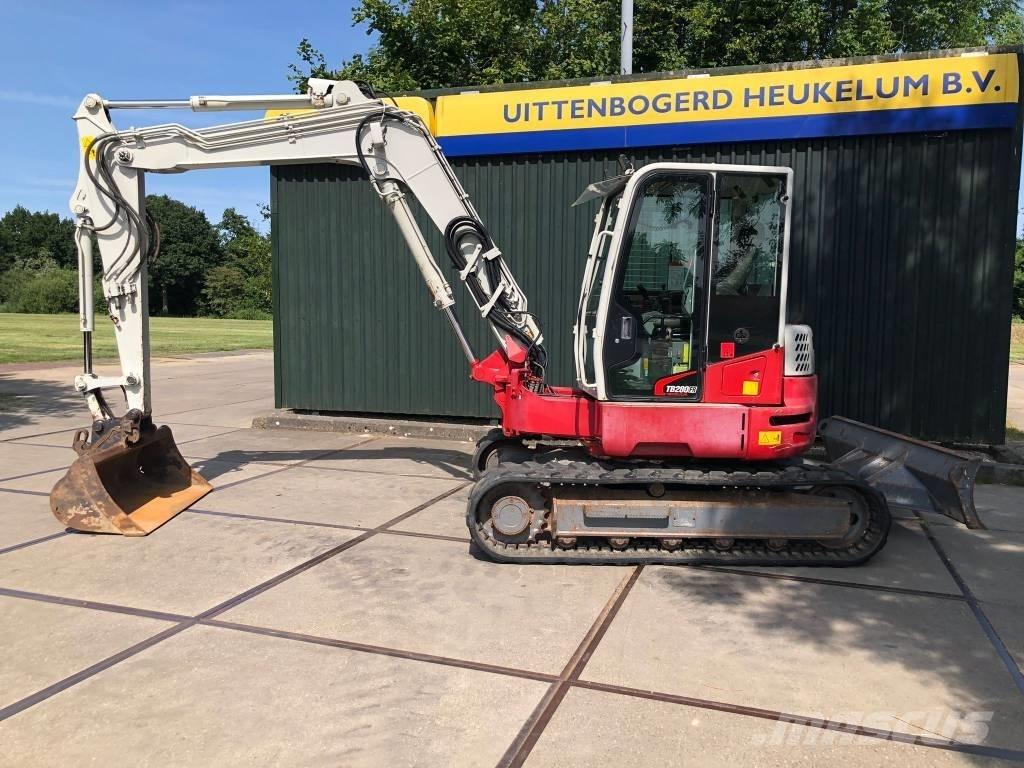 Takeuchi TB 280 FR Midi bageri 7t – 12t