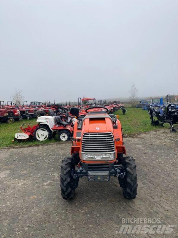 Kubota Aste A15 Manji traktori