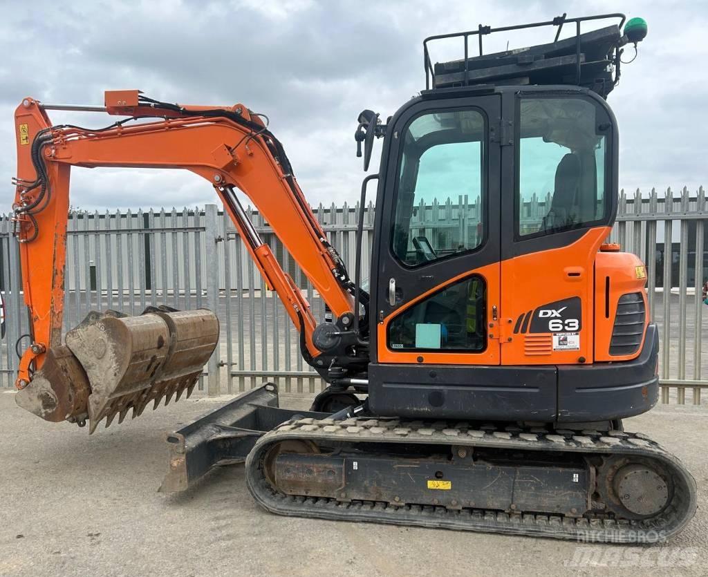 Doosan DX 63-3 Bageri guseničari