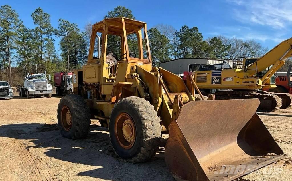CAT 930 Utovarivači na točkove