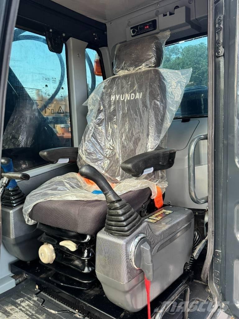 Hyundai 220HX Bageri guseničari