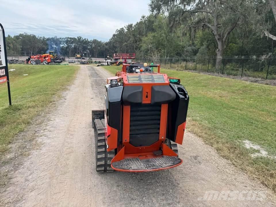 Ditch Witch SK 800 Skid steer mini utovarivači