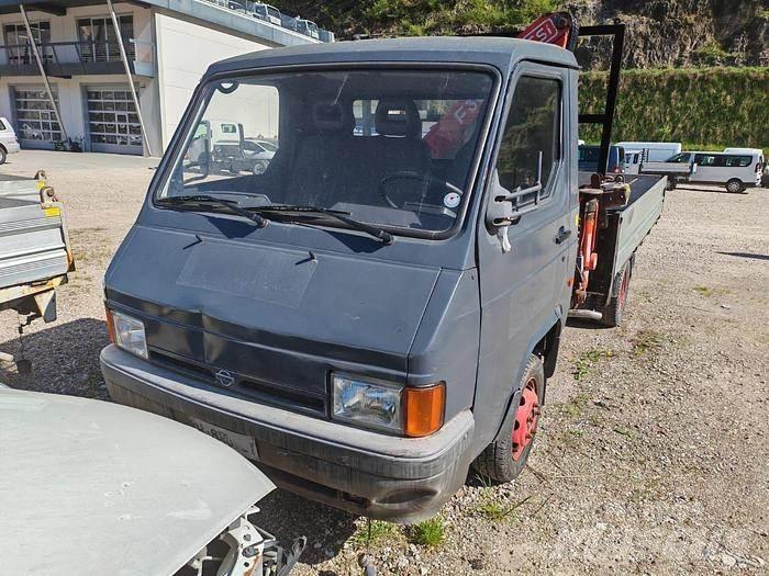 Nissan Trade Ostalo