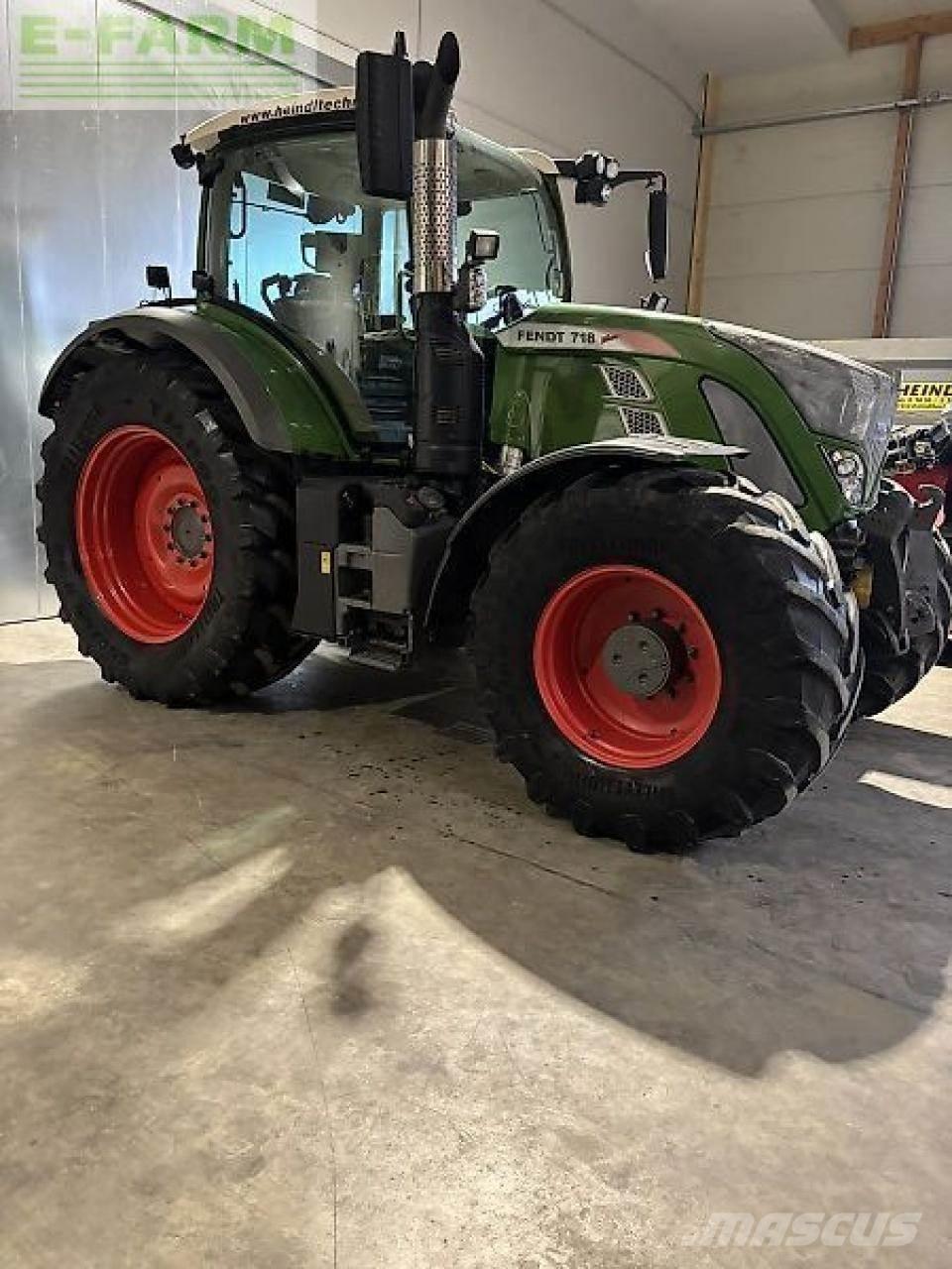 Fendt 718 vario Traktori