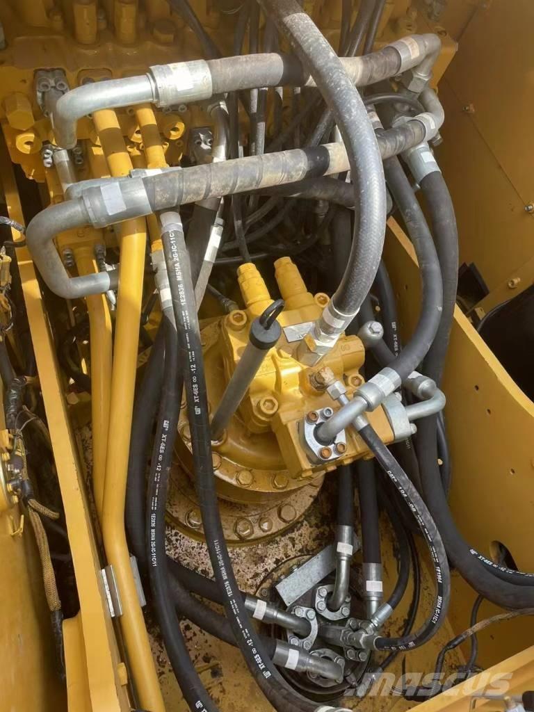 CAT 320D Bageri guseničari