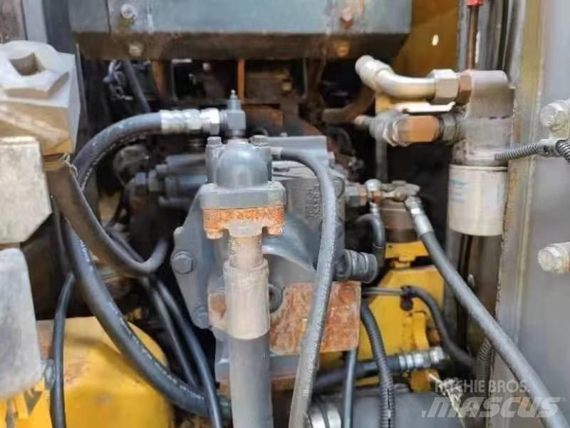 Komatsu PC 128 US-2 Bageri guseničari