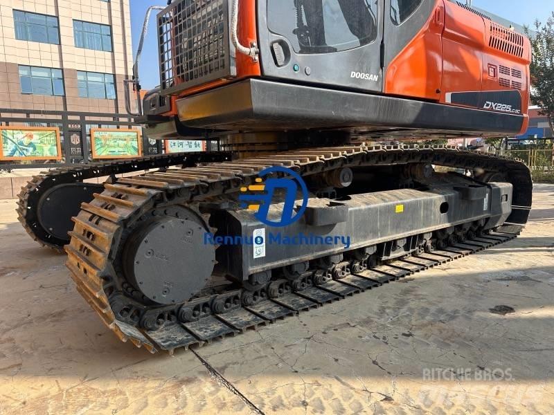 Doosan DX 225 LC-9C Bageri guseničari